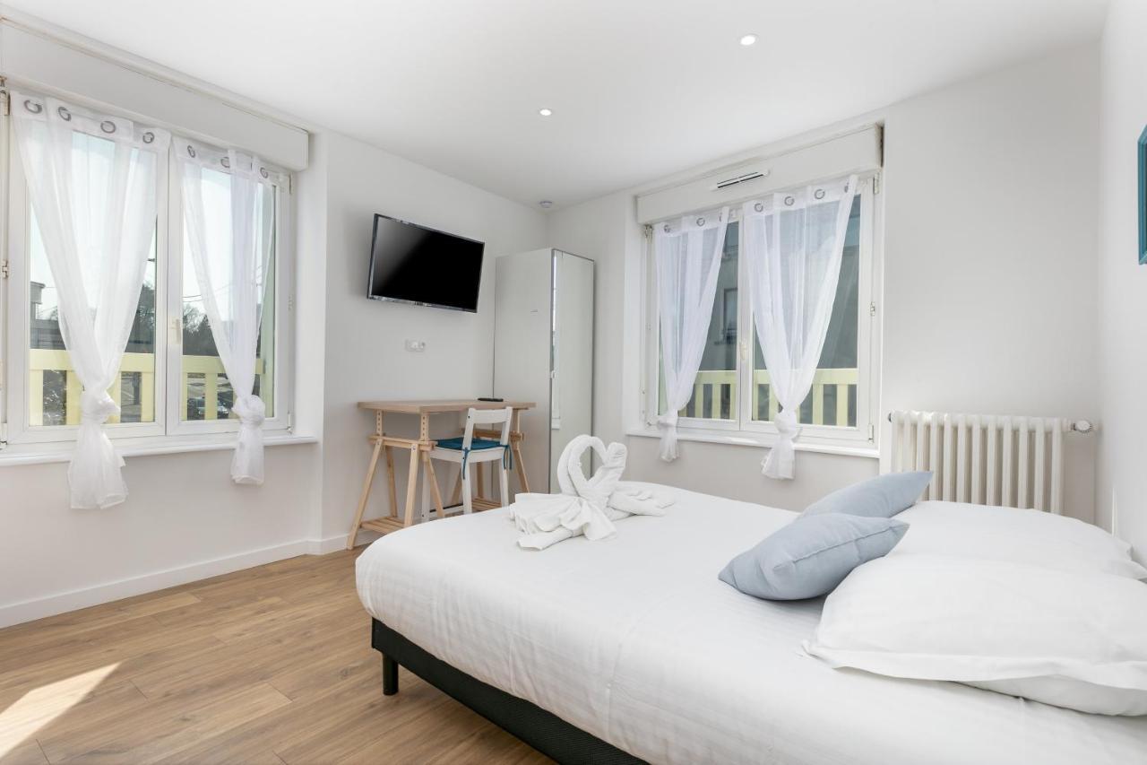 La Recouvrance : Chambre spacieuse avec sdb privative, cuisine et salon partagés, terrasse, proche facs et centre Brest Extérieur photo